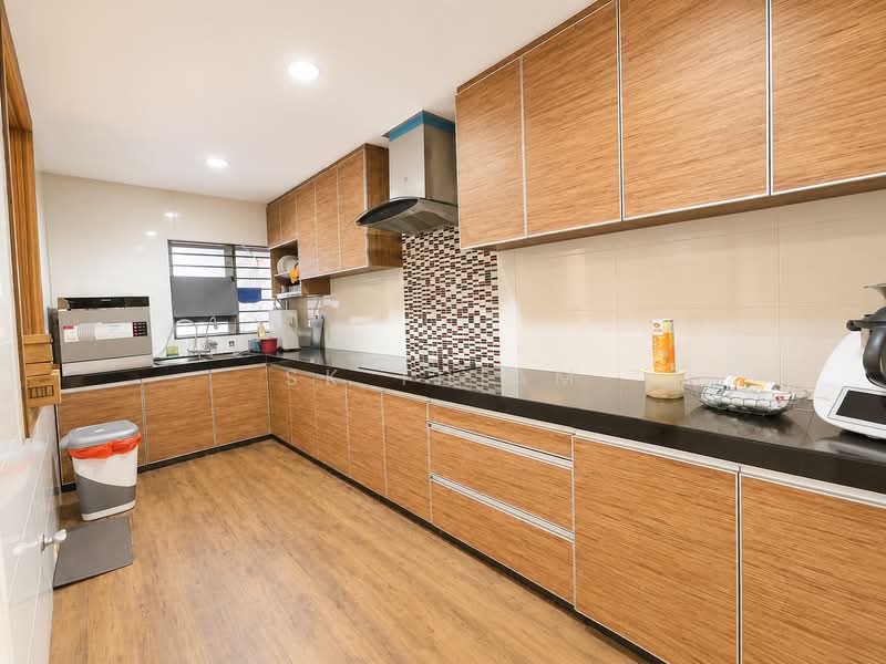 Rumah Berkembar untuk Dijual di Kemuning Utama Palma (Shah Alam) - SK Thiam - Kitchen - PropertyGuru.com.my