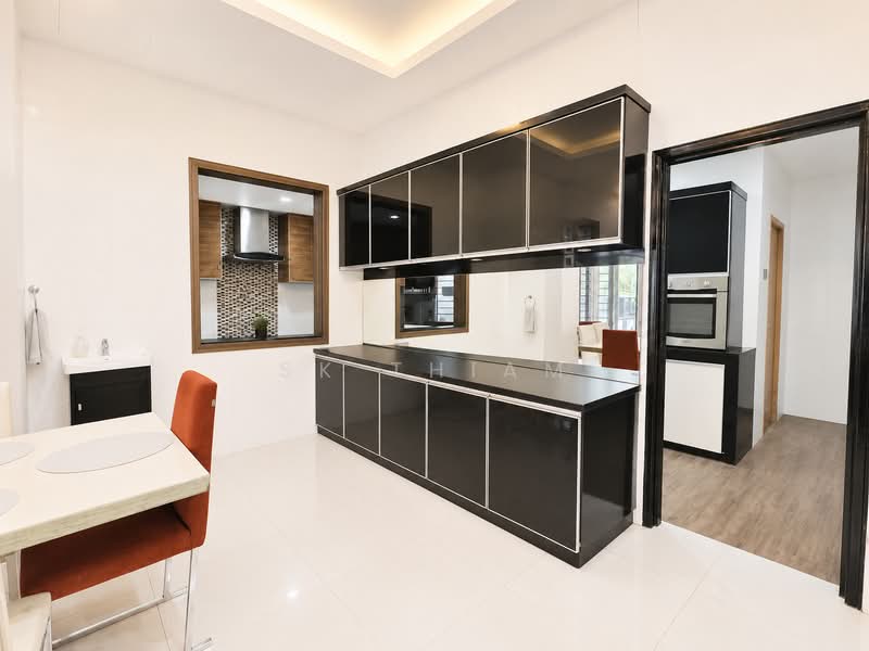 Rumah Berkembar untuk Dijual di Kemuning Utama Palma (Shah Alam) - SK Thiam - Kitchen - PropertyGuru.com.my