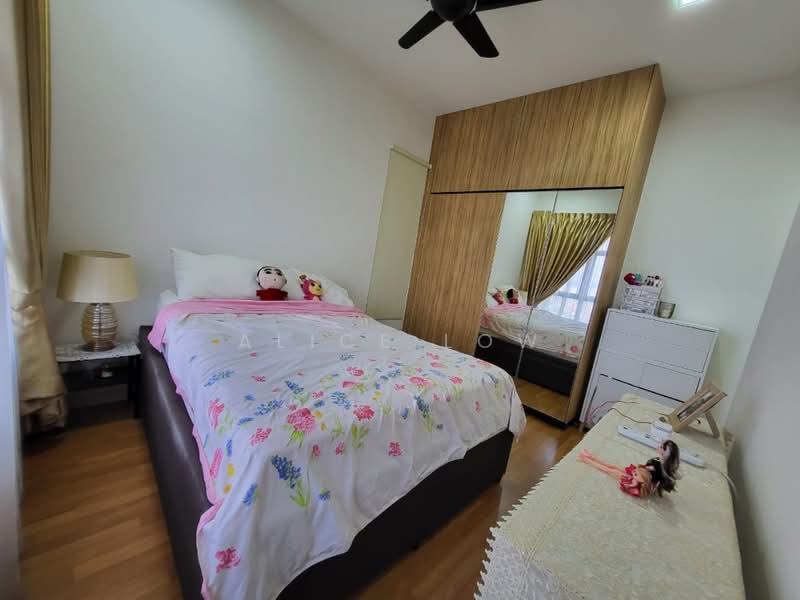 Condominium for Sale at Lakeville Residence - Alice Low - Bedroom - PropertyGuru.com.my