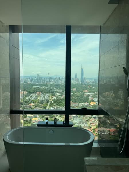Servis Apartment untuk Disewa di Crown Residences @ Pavilion Damansara Heights - Jovie Lim - Bathroom - PropertyGuru.com.my