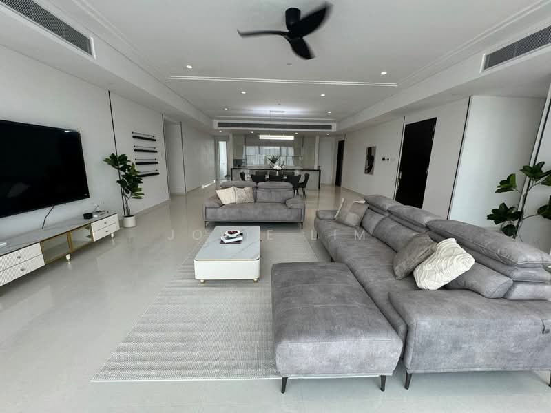 Servis Apartment untuk Disewa di Crown Residences @ Pavilion Damansara Heights - Jovie Lim - Living Room - PropertyGuru.com.my