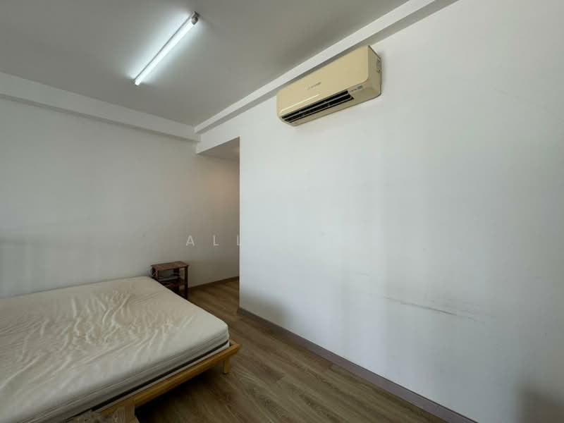 Servis Apartment untuk Disewa di Emporis - Ally Lee - Bedroom - PropertyGuru.com.my
