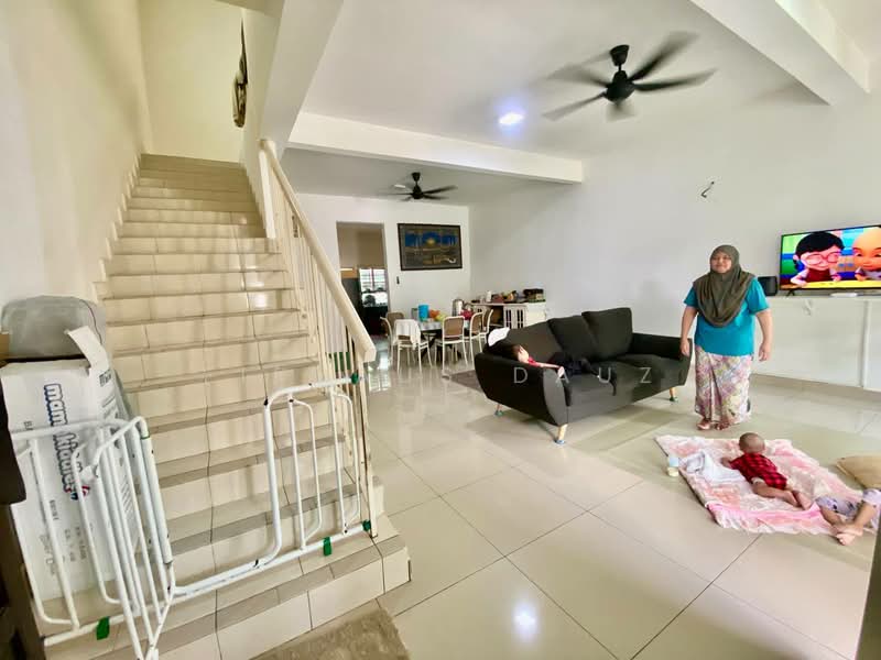Rumah Teres 2 Tingkat untuk Dijual di Taman Mutiara Rinching (Semenyih) - Firdaus Dauz - PropertyGuru.com.my