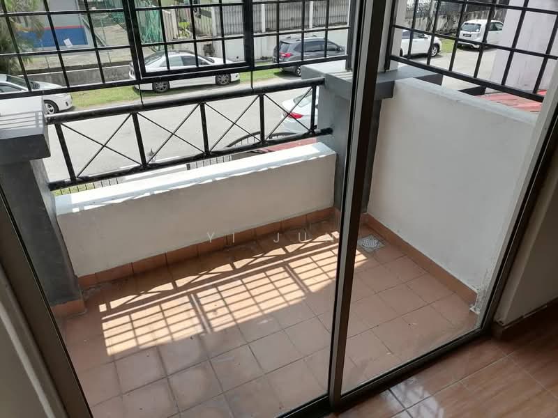 Terraced House for Rent in Taman Puchong Hartamas (Puchong) - Yi Jun - Balcony - PropertyGuru.com.my