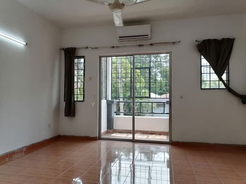 Terraced House for Rent in Taman Puchong Hartamas (Puchong) - Yi Jun - Balcony - PropertyGuru.com.my