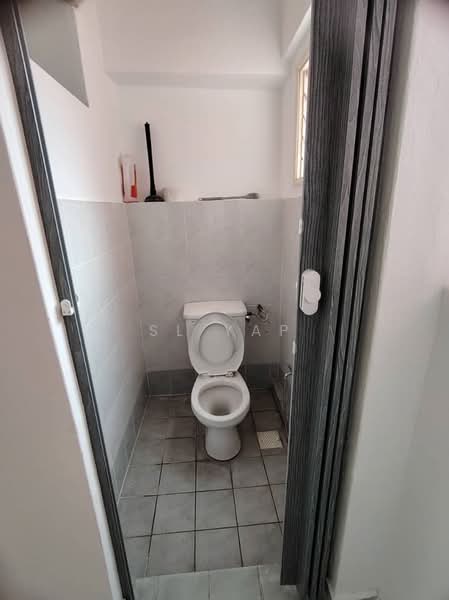 Pangsapuri untuk Disewa di Arena Green - SL Yap - Bathroom - PropertyGuru.com.my
