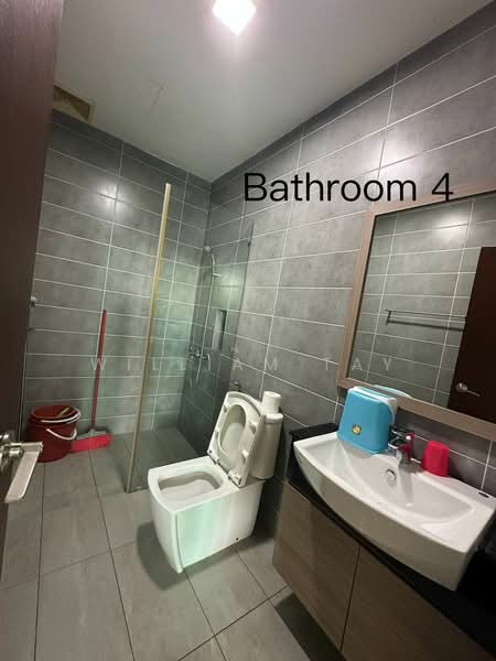Service Residence for Sale at Paragon Residences @ Straits View - William Tay - Bathroom - PropertyGuru.com.my
