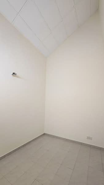Rumah Teres 2 Tingkat untuk Dijual di Taman Setia Indah (Tebrau) - Jane Loh - Interior - PropertyGuru.com.my
