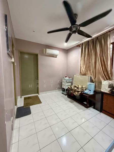 3-storey Terraced House for Sale in Batu Caves (Selangor) - Syukor Hartanah - Interior - PropertyGuru.com.my