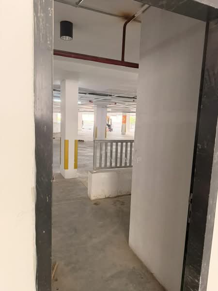 Kedai / Pejabat untuk Disewa di BANDAR PUCHONG JAYA (Puchong) - KC Yap - Car Park - PropertyGuru.com.my