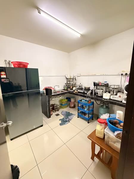 Rumah Teres 2 Tingkat untuk Dijual di Bandar Uda Utama (Johor Bahru) - Finn Aw - Kitchen - PropertyGuru.com.my