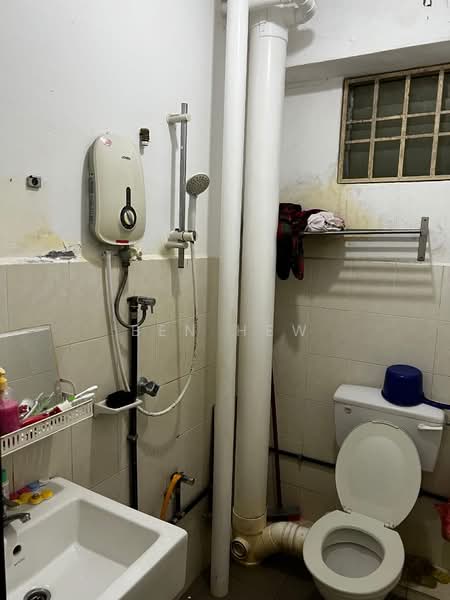 Pangsapuri untuk Dijual di Casa Impian - Ben Hew - Bathroom - PropertyGuru.com.my