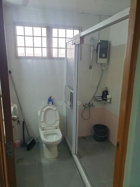 Apartment for Sale at Midah Heights Condominium - Yeong . - Bathroom - PropertyGuru.com.my