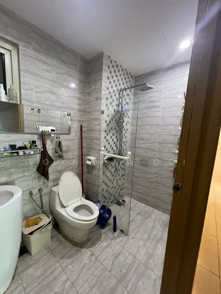 Kondominium untuk Disewa di The Signature Condo - Boon Haw Ooi - Bathroom - PropertyGuru.com.my