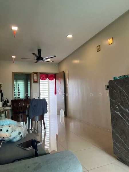 Kondominium untuk Disewa di The Signature Condo - Boon Haw Ooi - Living Room - PropertyGuru.com.my
