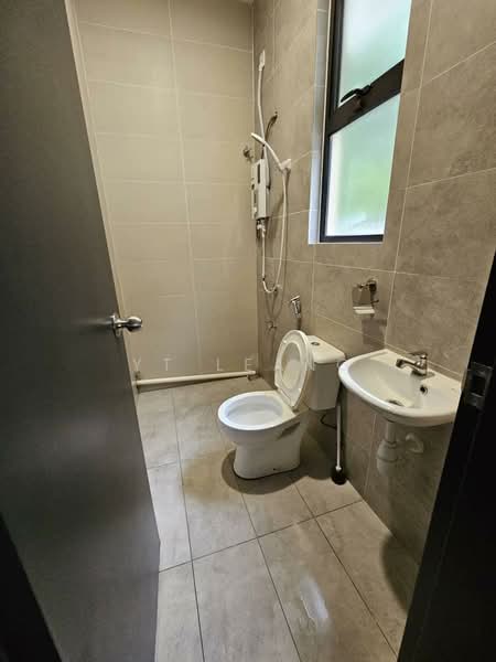 Rumah Teres 2 Tingkat untuk Dijual di Legasi 1 (Puchong) - YT Leang - Bathroom - PropertyGuru.com.my