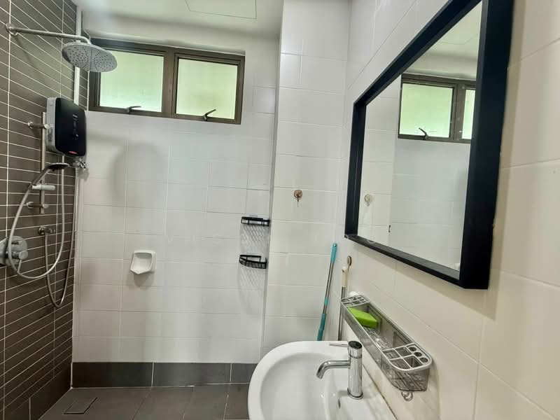 Servis Apartment untuk Disewa di Palazio - Vison Foo - Bathroom - PropertyGuru.com.my