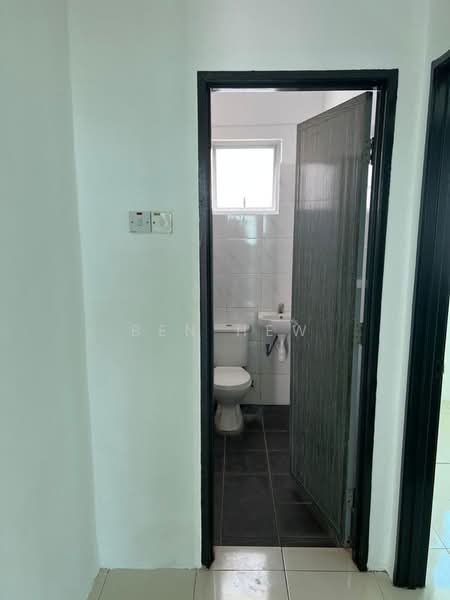 Apartment for Sale at The Rise Collection 2 - Ben Hew - Bathroom - PropertyGuru.com.my