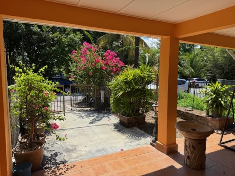 Rumah Teres untuk Dijual di Rawang (Selangor) - DANIEL . - Exterior - PropertyGuru.com.my