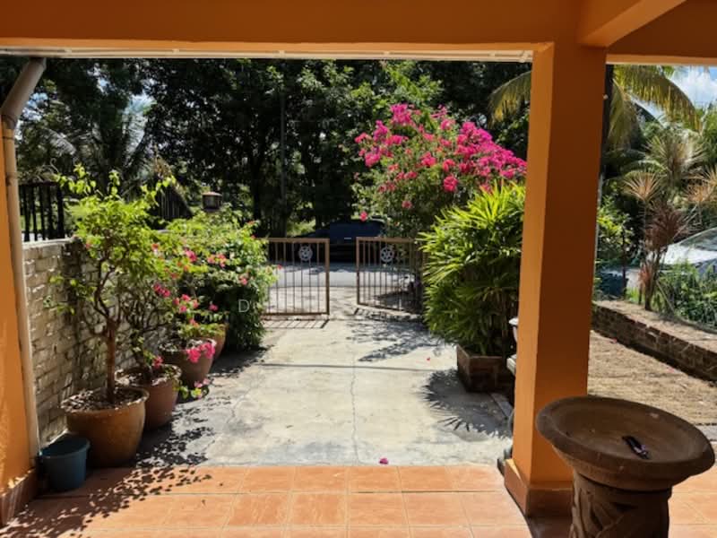 Rumah Teres untuk Dijual di Rawang (Selangor) - DANIEL . - Exterior - PropertyGuru.com.my