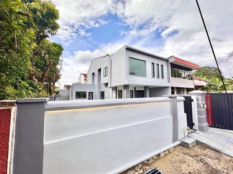 Semi-Detached House for Sale in Taman Sentosa (Johor Bahru) - Wallace Ang - PropertyGuru.com.my