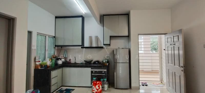 Apartment for Sale at Impian Titanium - Cleo Chua - Kitchen - PropertyGuru.com.my
