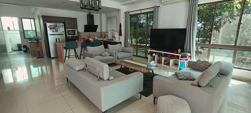 3-storey Terraced House for Sale in Cyberjaya (Selangor) - Cleo Chua - Living Room - PropertyGuru.com.my