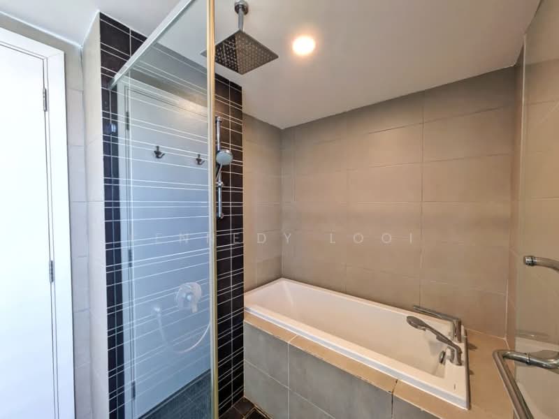 Servis Apartment untuk Disewa di Teega Suites - Kennedy Looi - Bathroom - PropertyGuru.com.my