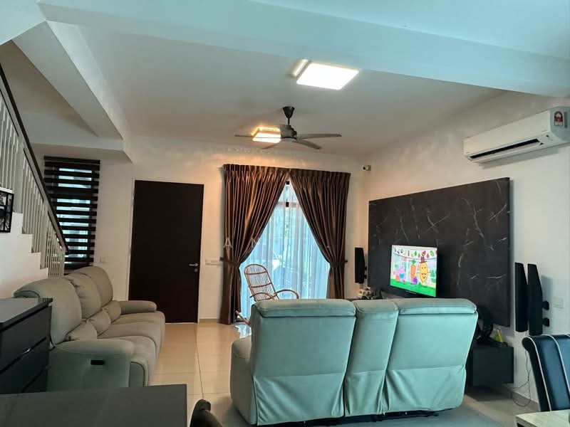 2-storey Terraced House for Sale in Gelang Patah (Johor) - Ann . - Living Room - PropertyGuru.com.my