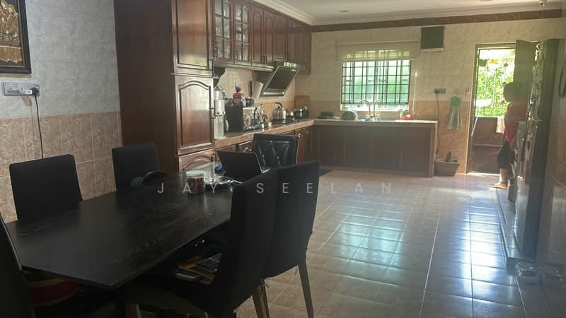 2-storey Terraced House for Sale in Shah Alam (Selangor) - Jay Seelan - Kitchen - PropertyGuru.com.my