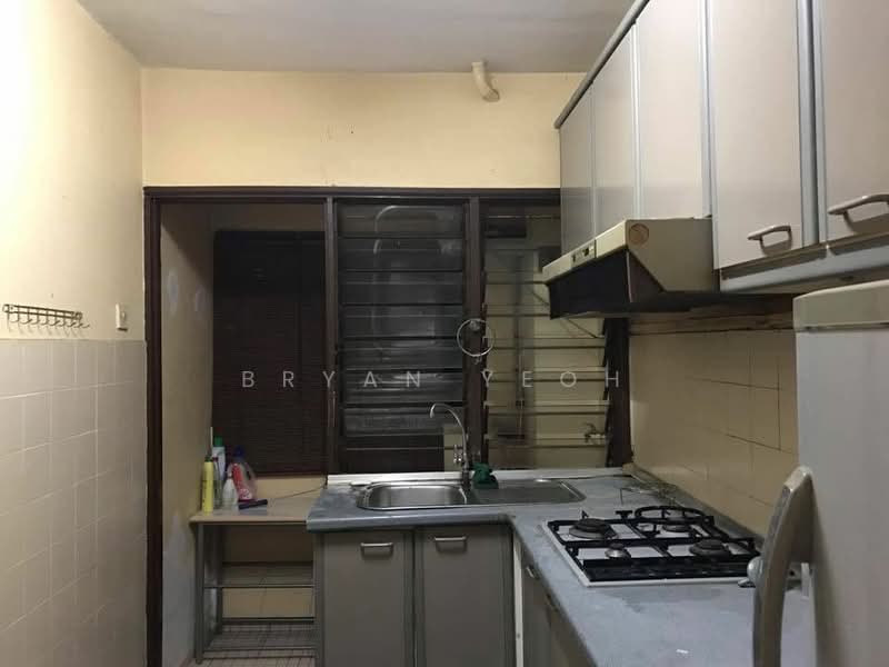 Pangsapuri untuk Dijual di Subang Ville Ehsan - Bryan Yeoh - Kitchen - PropertyGuru.com.my