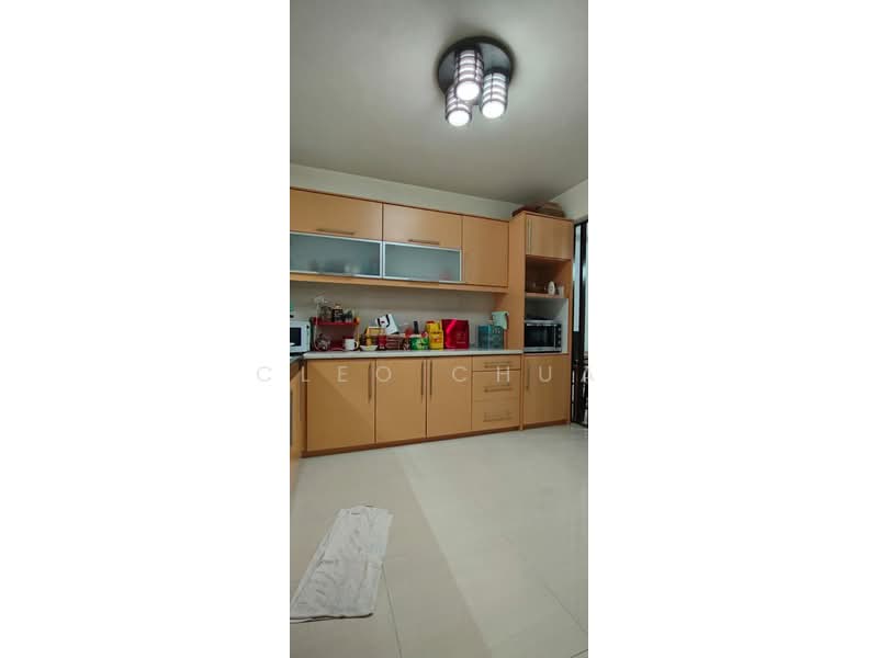 2.5-storey Terraced House for Sale in Subang Jaya (Selangor) - Cleo Chua - Kitchen - PropertyGuru.com.my