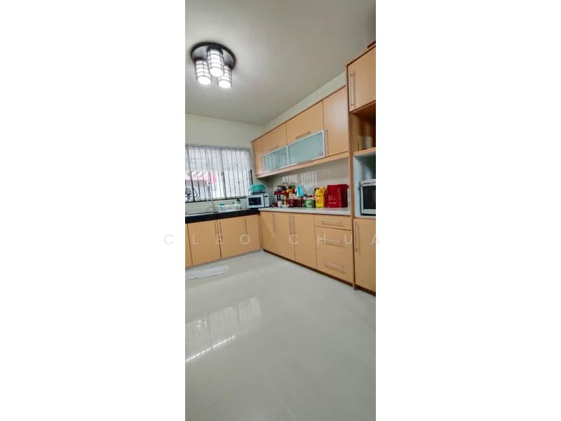 2.5-storey Terraced House for Sale in Subang Jaya (Selangor) - Cleo Chua - Kitchen - PropertyGuru.com.my