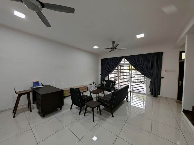 Rumah Teres 2 Tingkat untuk Dijual di Mutiara Rini (Skudai) - Keith Wong - Living Room - PropertyGuru.com.my