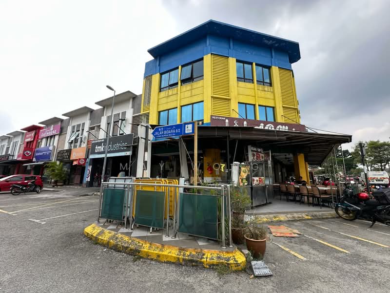 Shop for Rent in Saujana Utama (Selangor) - May Wong - Exterior - PropertyGuru.com.my