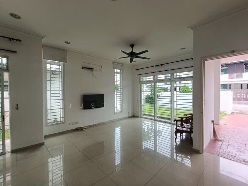 Rumah Berkembar untuk Dijual di Johor Bahru (Johor) - Justin Soo - Living Room - PropertyGuru.com.my