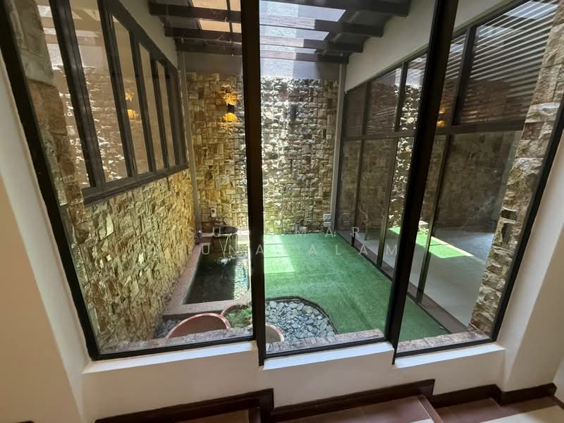 2-storey Terraced House for Sale in Bukit Jelutong (Shah Alam) - Sugumar Arunasalam - Garden - PropertyGuru.com.my