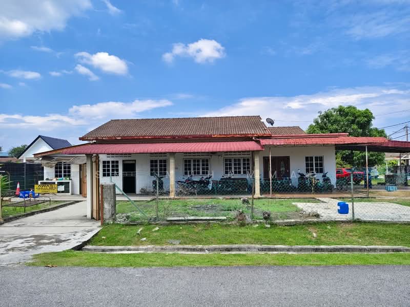 Bungalow for Sale in Kampung Bahagia Jiboi (Ampangan) - Ismi Muhammad - Exterior - PropertyGuru.com.my