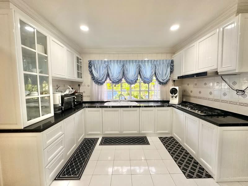 Bungalow for Sale in Seksyen 6 (Shah Alam) - Ilman Nahri - Kitchen - PropertyGuru.com.my