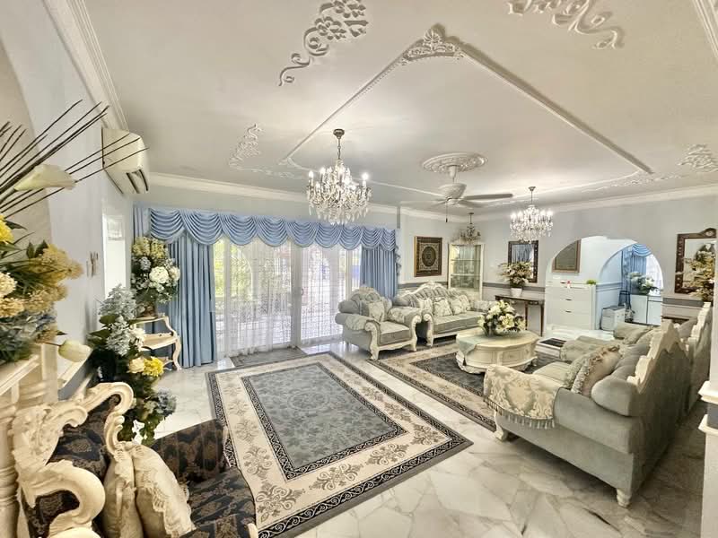 Bungalow for Sale in Seksyen 6 (Shah Alam) - Ilman Nahri - Living Room - PropertyGuru.com.my