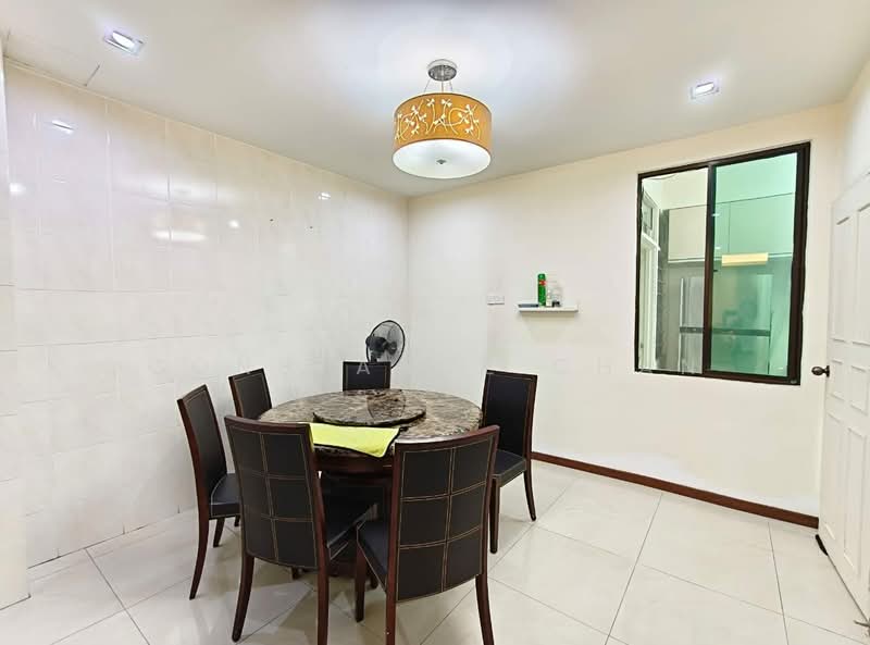 Cluster House for Rent in Taman Austin Heights (Tebrau) - Constance Chan - Dining Room - PropertyGuru.com.my