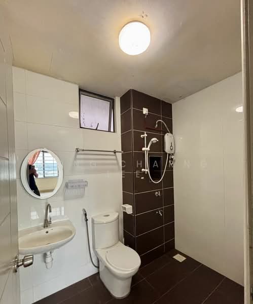 Apartment for Rent at East Bay (Seri Bayan) - Hong Charng Lee - Bathroom - PropertyGuru.com.my