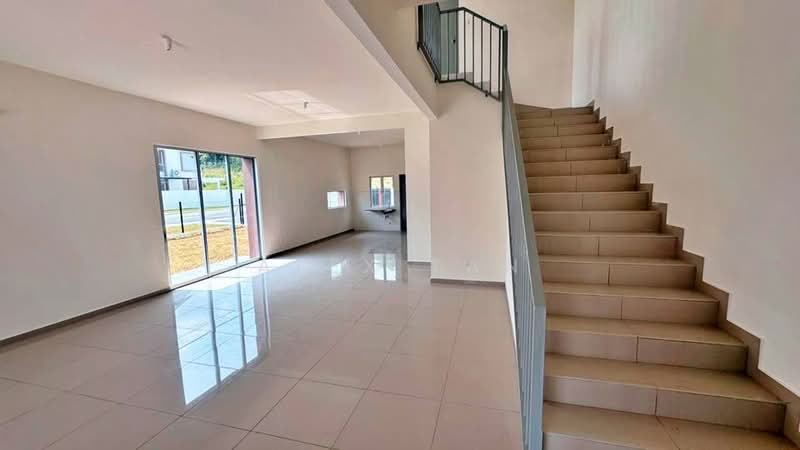 2-storey Terraced House for Sale in Bandar Enstek (Negeri Sembilan) - Alex Tan - Living Room - PropertyGuru.com.my