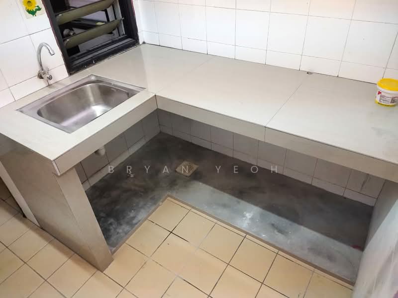 Apartment for Sale at Apartment Sri Rakyat - Bryan Yeoh - Kitchen - PropertyGuru.com.my