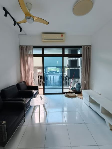 Servis Apartment untuk Dijual di Sky Gardens Residences - Benjamin Ong - Living Room - PropertyGuru.com.my