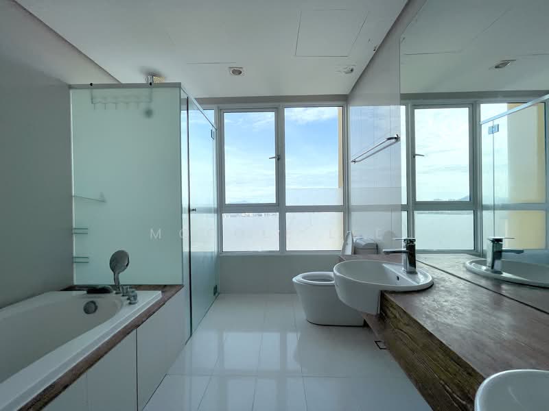 Kondominium untuk Dijual di Central Park condominium - Mocole Lee - Bathroom - PropertyGuru.com.my