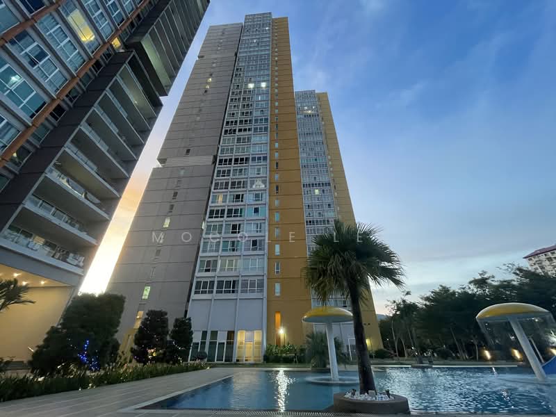 Kondominium untuk Dijual di Central Park condominium - Mocole Lee - Exterior - PropertyGuru.com.my