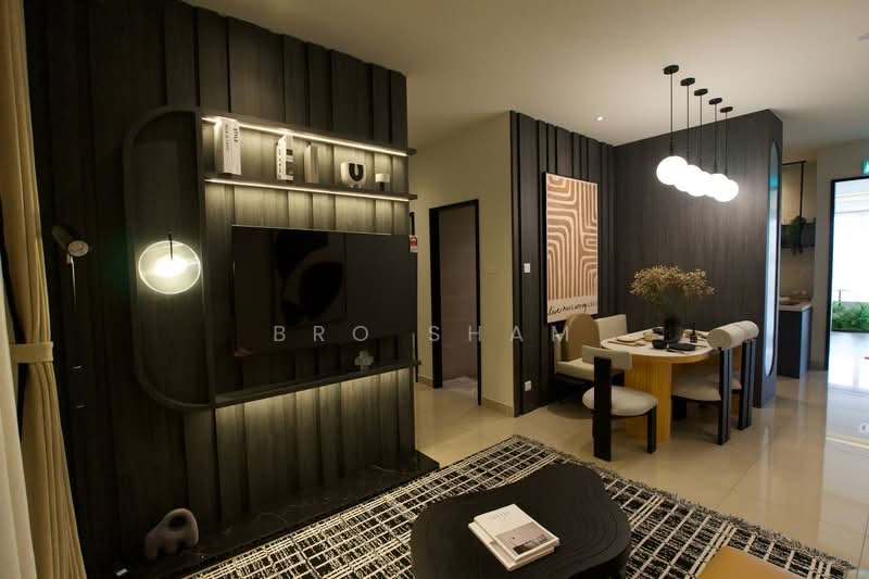 Pangsapuri untuk Dijual di Pinegate Residency Project~Kimlun Land - Bro Sham - Living Room - PropertyGuru.com.my