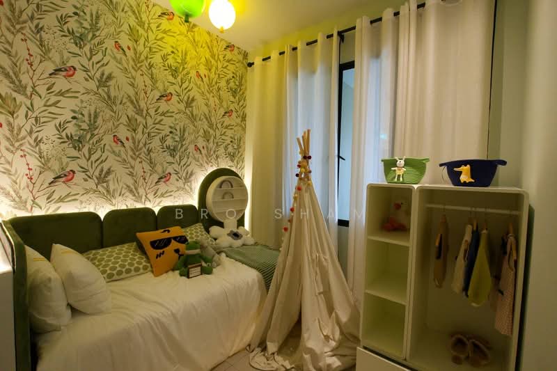 Pangsapuri untuk Dijual di Pinegate Residency Project~Kimlun Land - Bro Sham - Bedroom - PropertyGuru.com.my