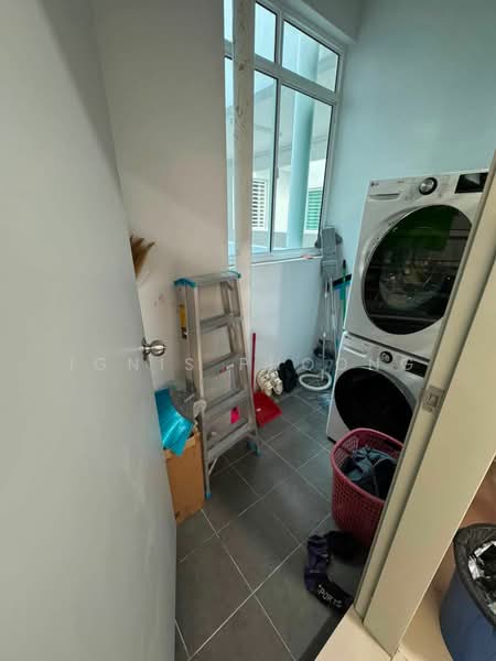 Servis Apartment untuk Dijual di Palm Garden - Ignis Phoong - Interior - PropertyGuru.com.my